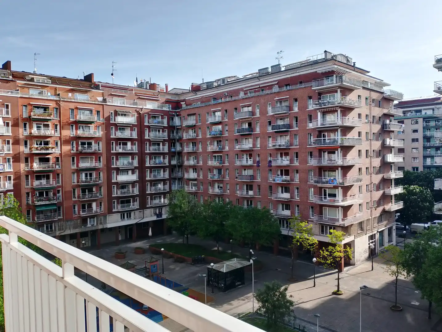 Exterior view of Flat for rent in Donostia - San Sebastián   with Terrace and Furnished