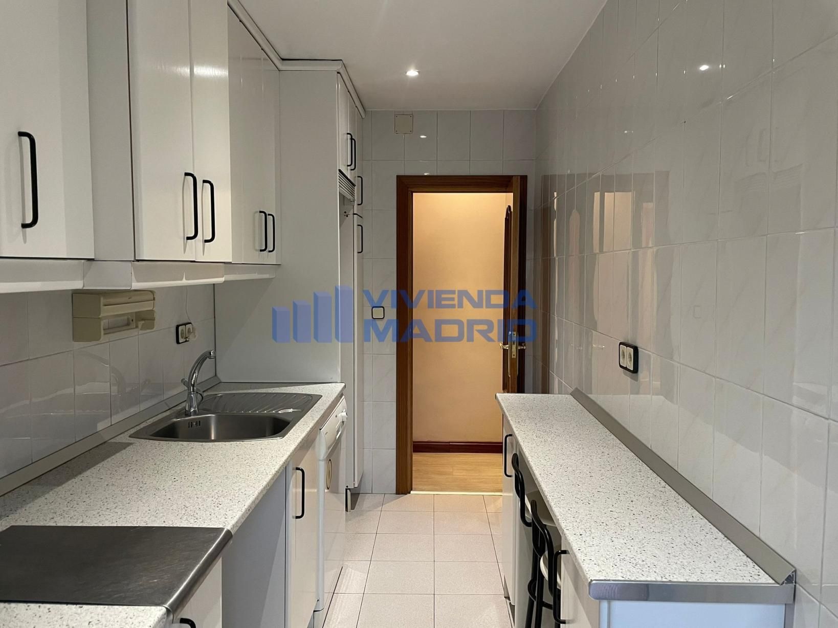 Kitchen of Flat for sale in  Madrid Capital  with Air Conditioner and Heating