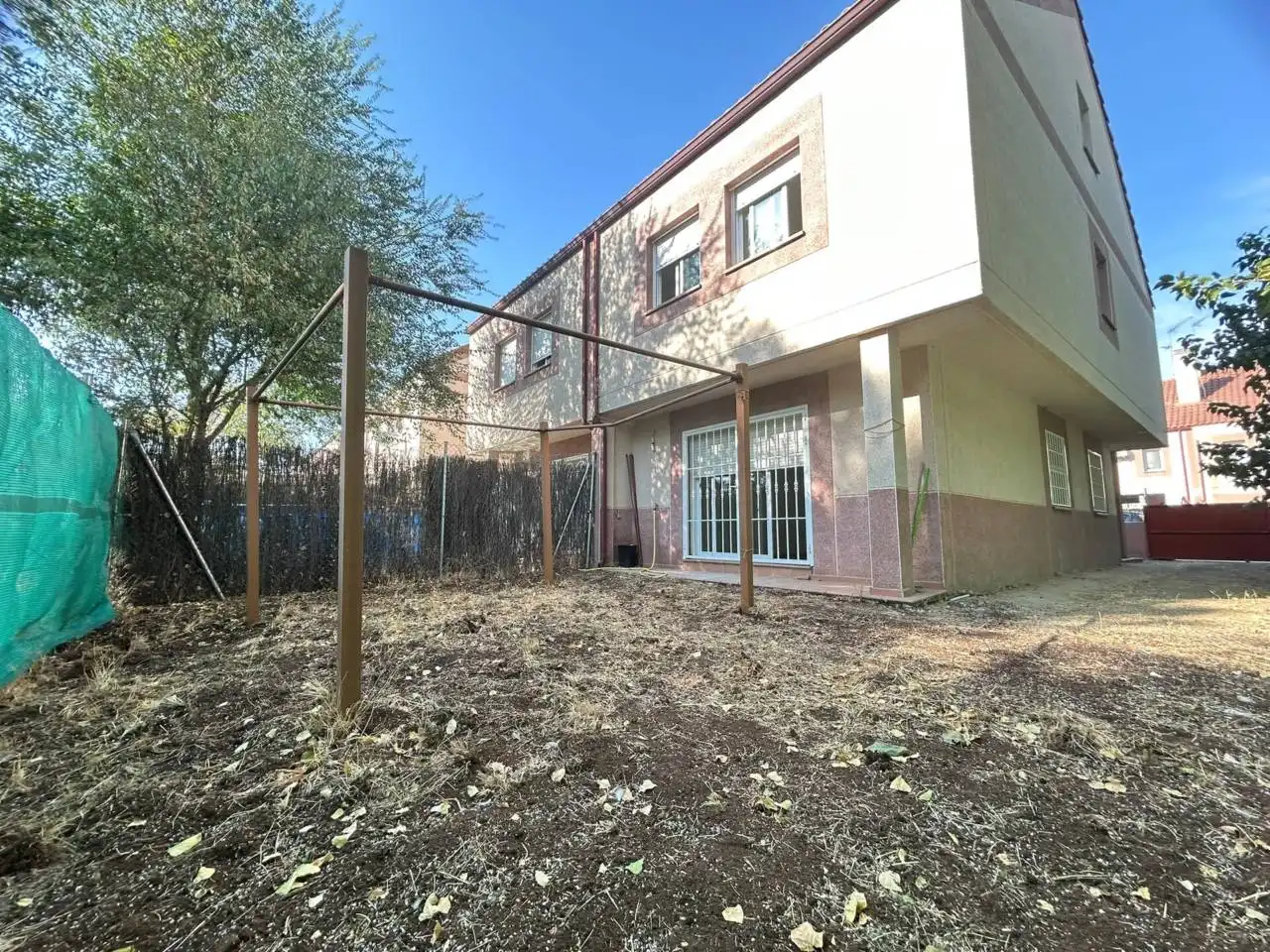 Einfamilien-Reihenhaus zur Miete in Calle Lope de Vega, Camarenilla