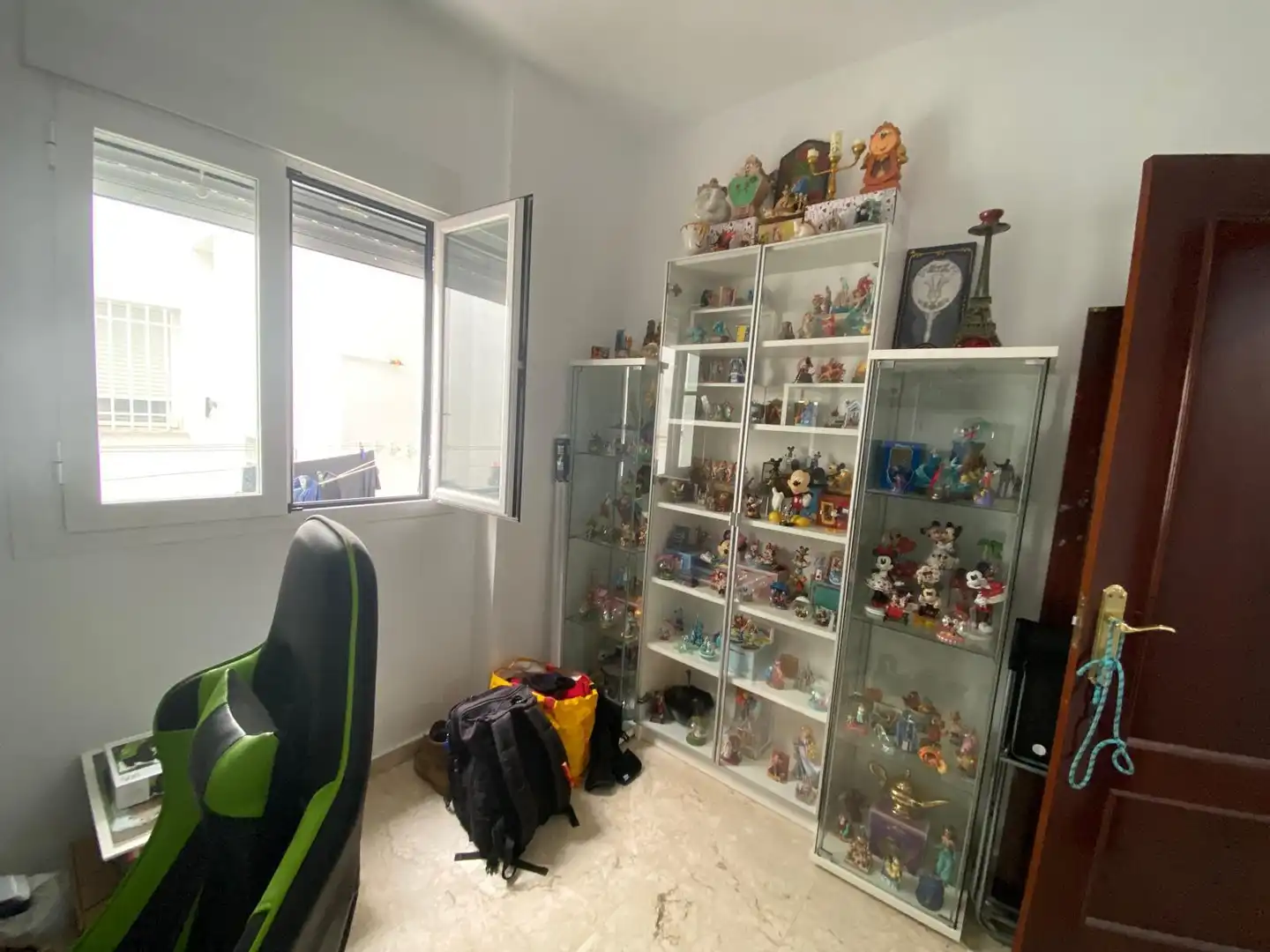 Wohnung zum Verkauf in San Fernando mit Klimaanlage und Abstellraum