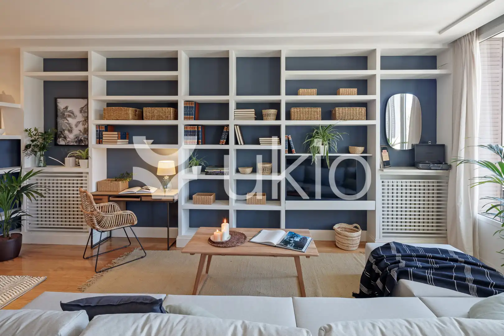 Sala de estar de Apartamento de alquiler en Madrid con Aire acondicionado, Calefacción y Amueblado
