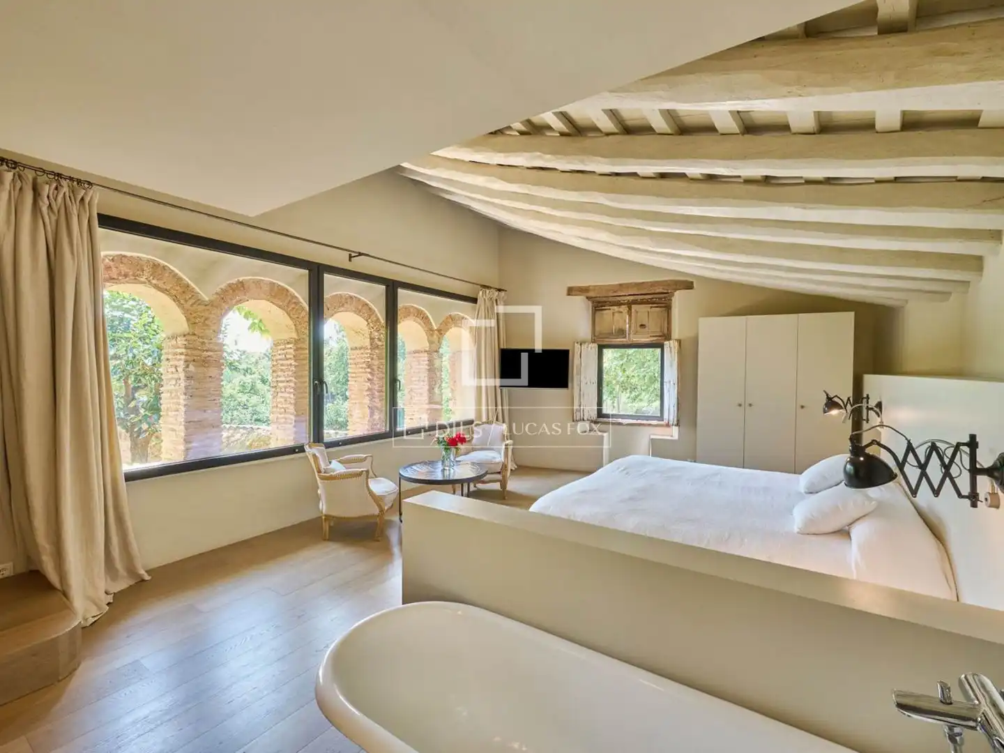 Dormitori de Casa o xalet en venda en Alella amb Aire condicionat, Calefacció i Jardí privat