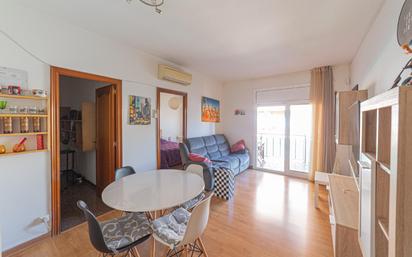 Bedroom of Flat for sale in  Barcelona Capital  with Air Conditioner and Terrace