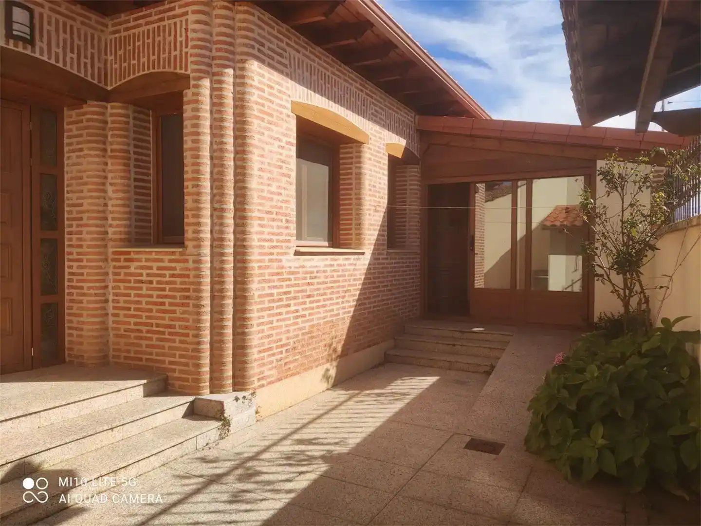 Vista exterior de Casa o xalet en venda en Villazanzo de Valderaduey amb Balcó