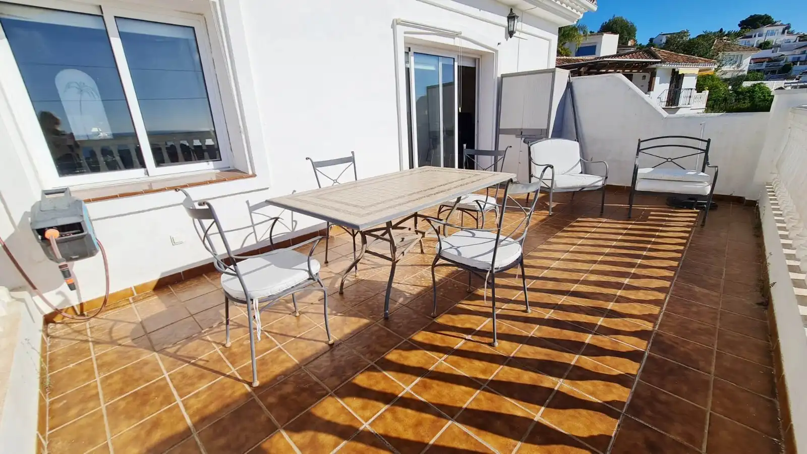 Terrassa de Casa o xalet en venda en Benalmádena amb Aire condicionat, Jardí privat i Terrassa