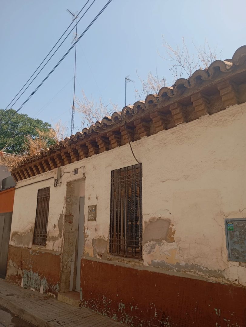 Vista exterior de Casa o xalet en venda en  Zaragoza Capital amb Jardí privat