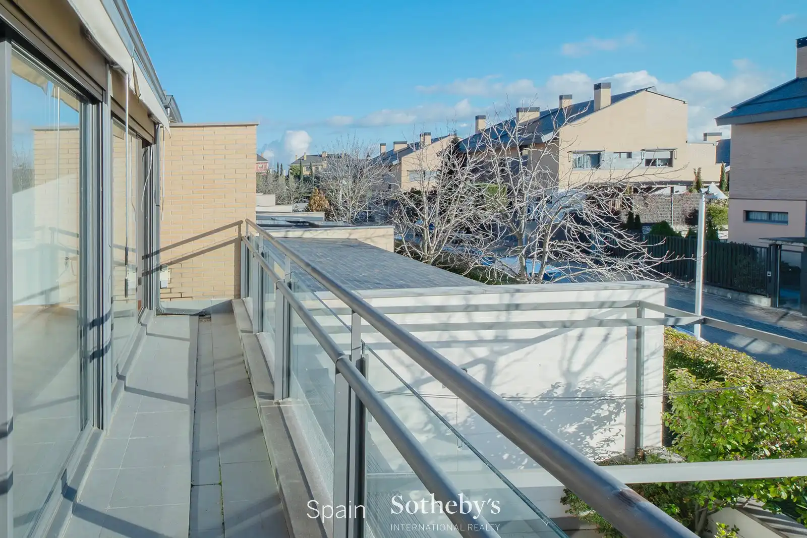 Vista exterior de Apartament de lloguer en La Moraleja amb Aire condicionat, Calefacció i Terrassa