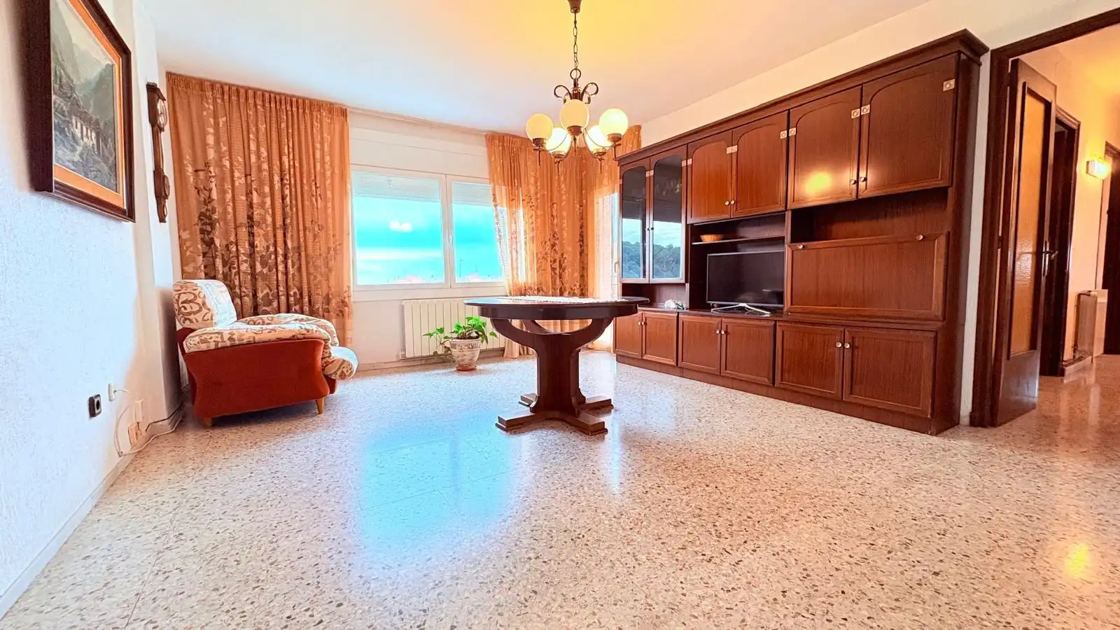 Flat with terrace for sale in Poble