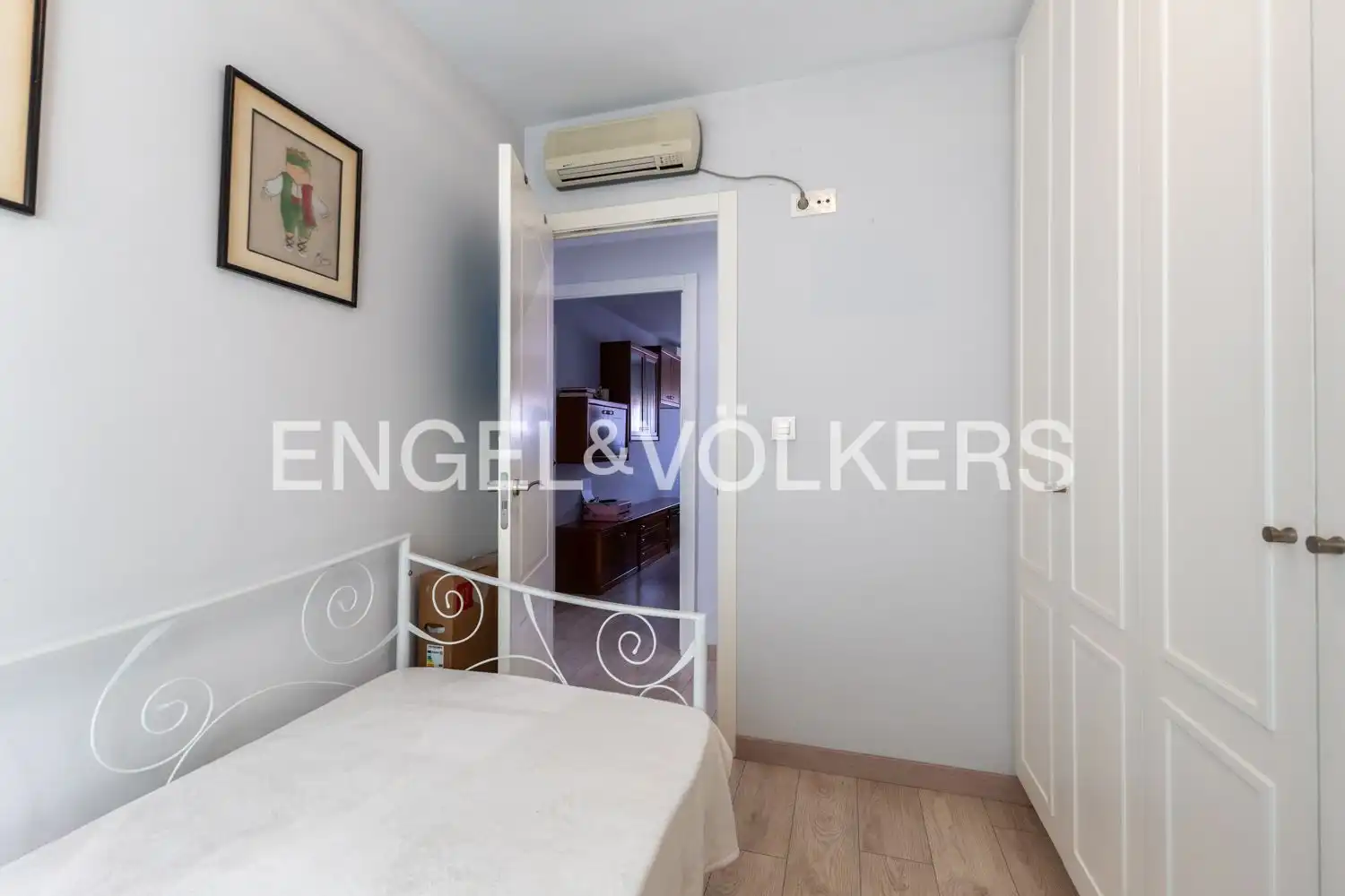 Bedroom of Flat for rent in Valencia  with Air Conditioner and Heating