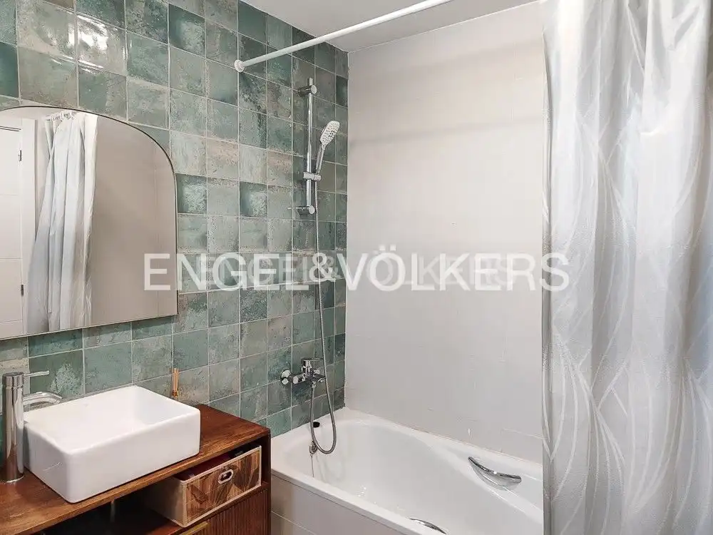 Bathroom of Houses for rent in Alfafar  with Air Conditioner, Heating and Private garden