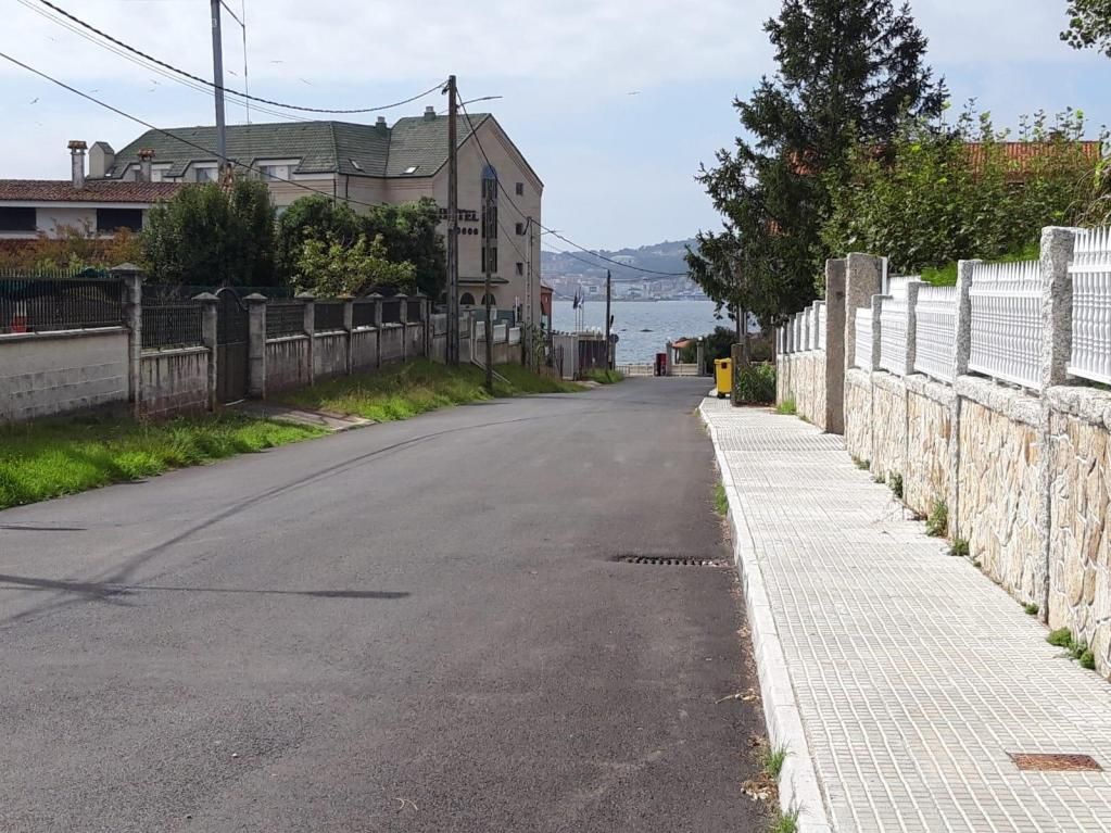 Vista exterior de Residencial en venda en Ribeira