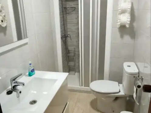 Bany de Pis en venda en Santa Pola amb Aire condicionat, Terrassa i Balcó