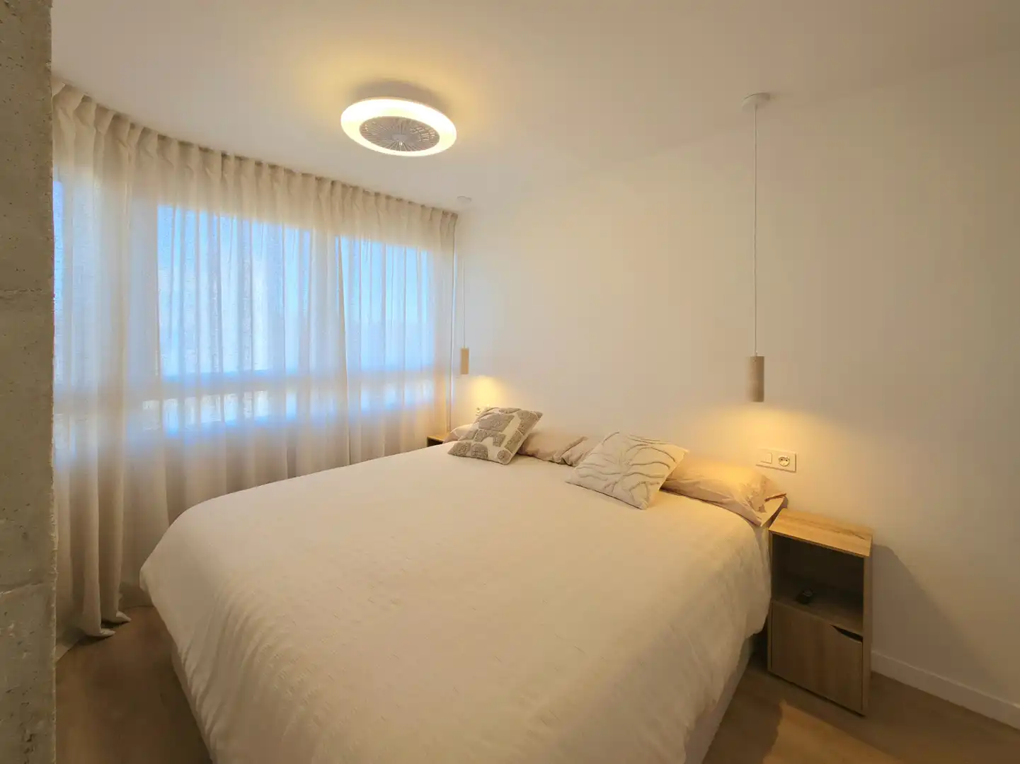 Habitación de Piso en venta en Alicante / Alacant con Aire acondicionado, Calefacción y Horno