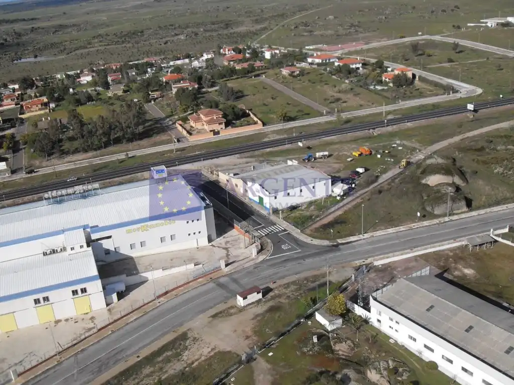 Terreni e lotti in vendita a Malpartida de Cáceres, imagen 2