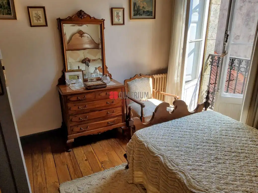 Dormitori de Casa o xalet en venda en Negreira amb Calefacció, Terrassa i Traster