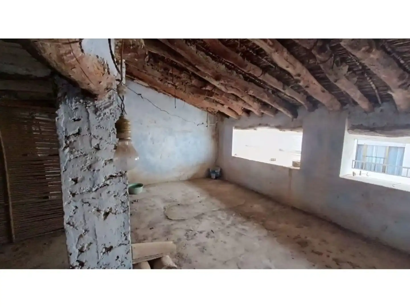 Casa o xalet en venda en Villar del Arzobispo amb Terrassa i Balcó