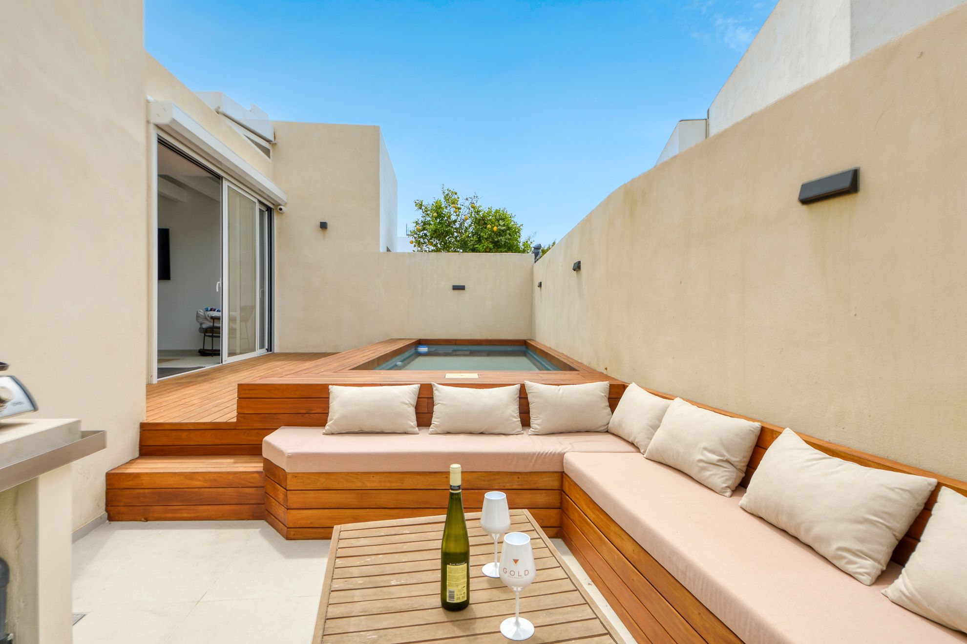 Terrace of House or chalet to rent in Roses  with Air Conditioner, Private garden and Swimming Pool