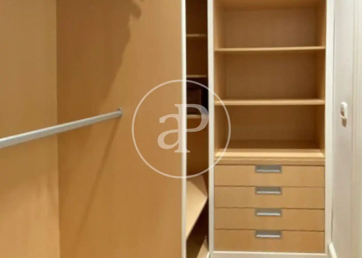 Bedroom of Flat for rent in Madrid  with Air Conditioner, Heating and Private garden