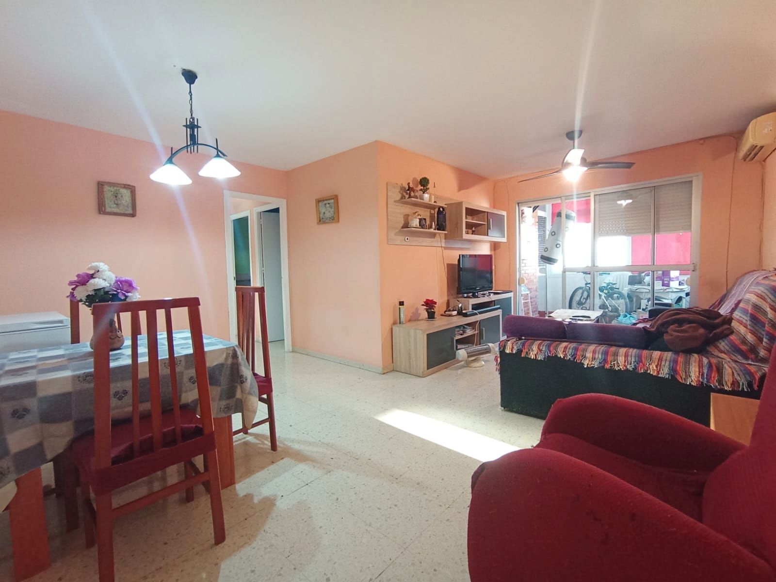 Living room of Flat for sale in Pizarra  with Air Conditioner, Terrace and Oven