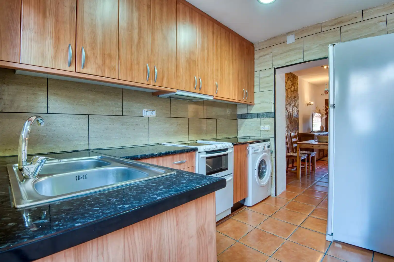 Cocina de Casa adosada en venta en L'Escala con Terraza y Amueblado