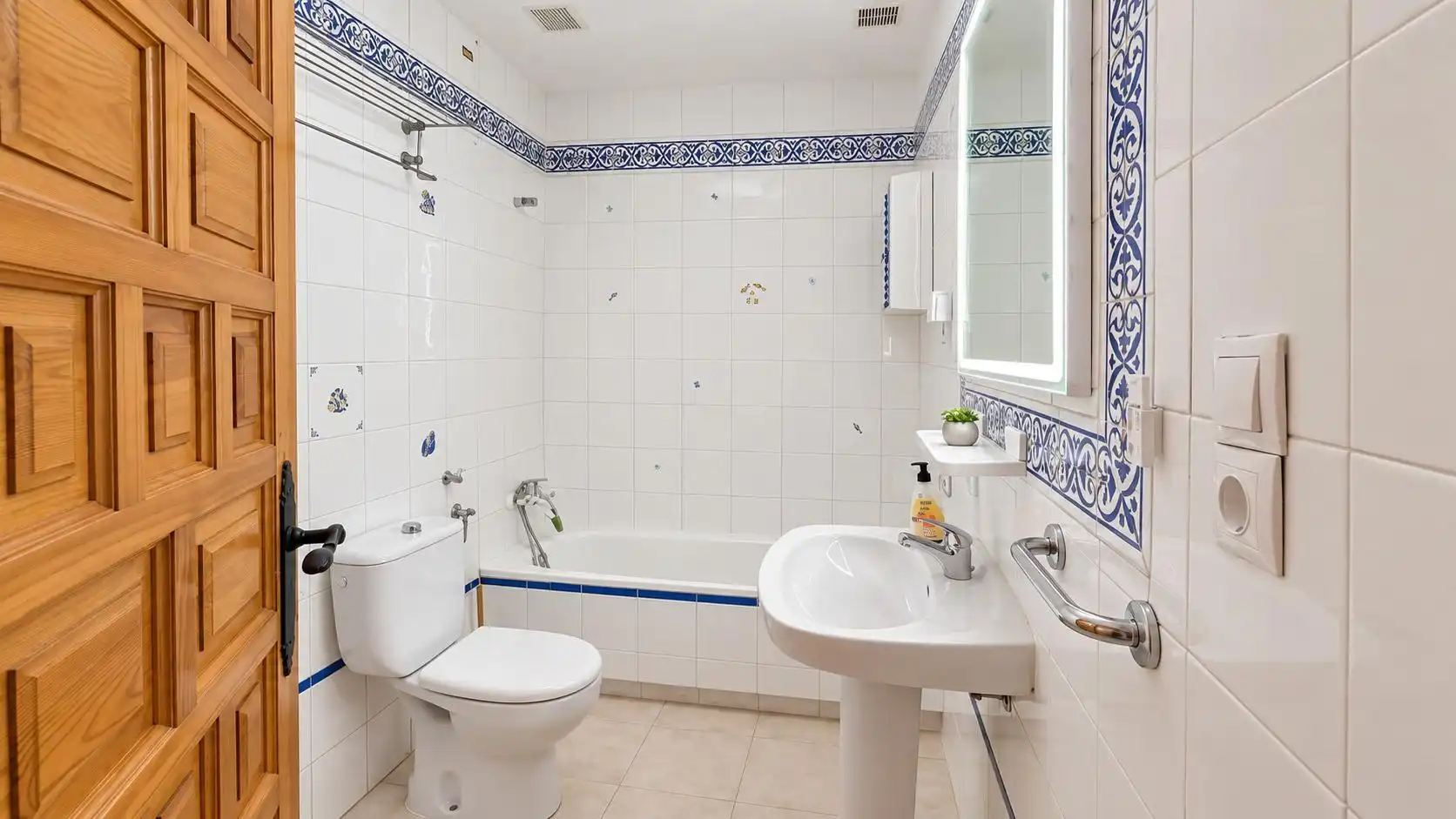 Apartment with pool for sale in Calle HELSINKI 2, imagen 18