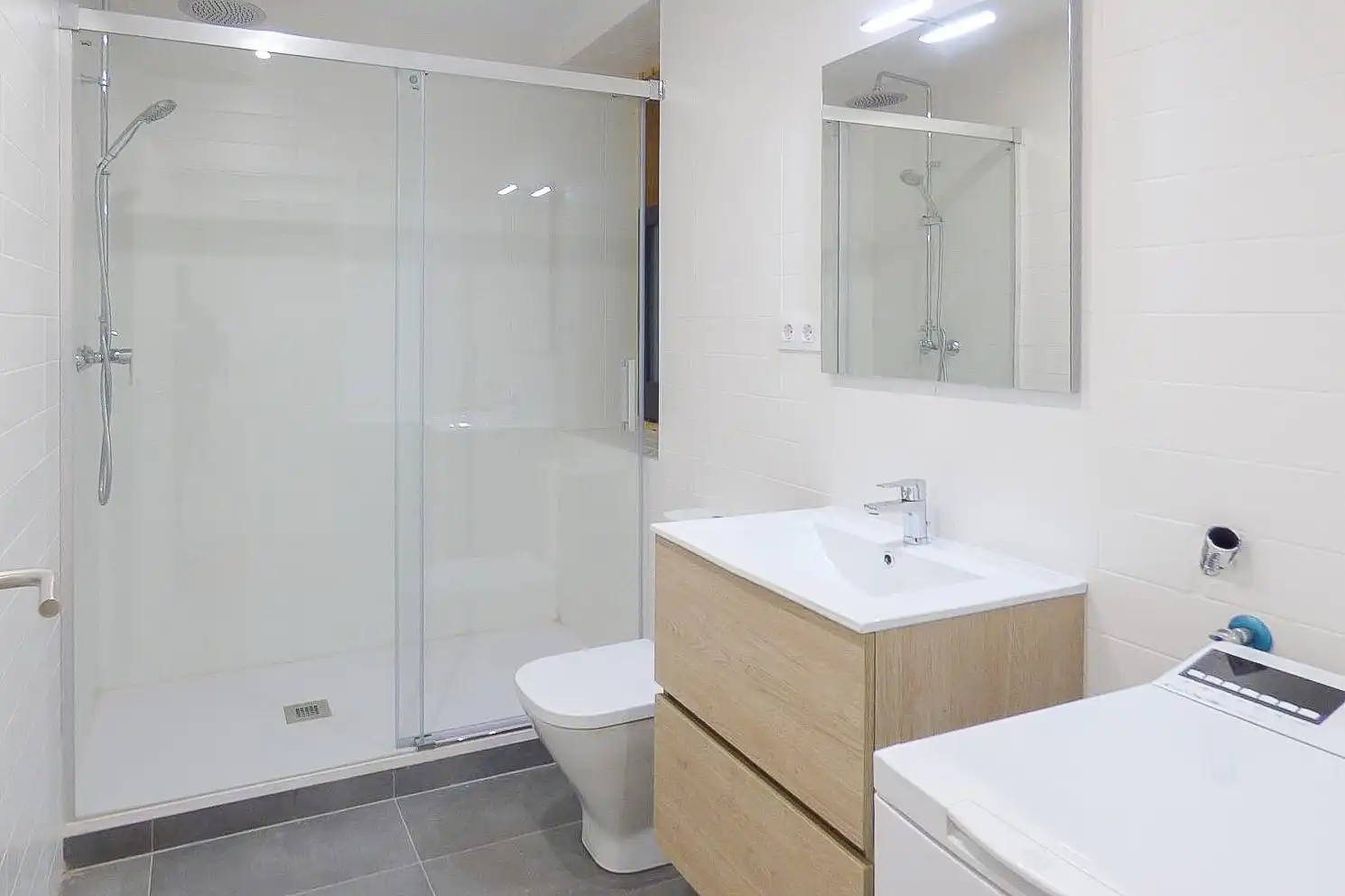 Apartments for rent in Centre - Barri Vell
