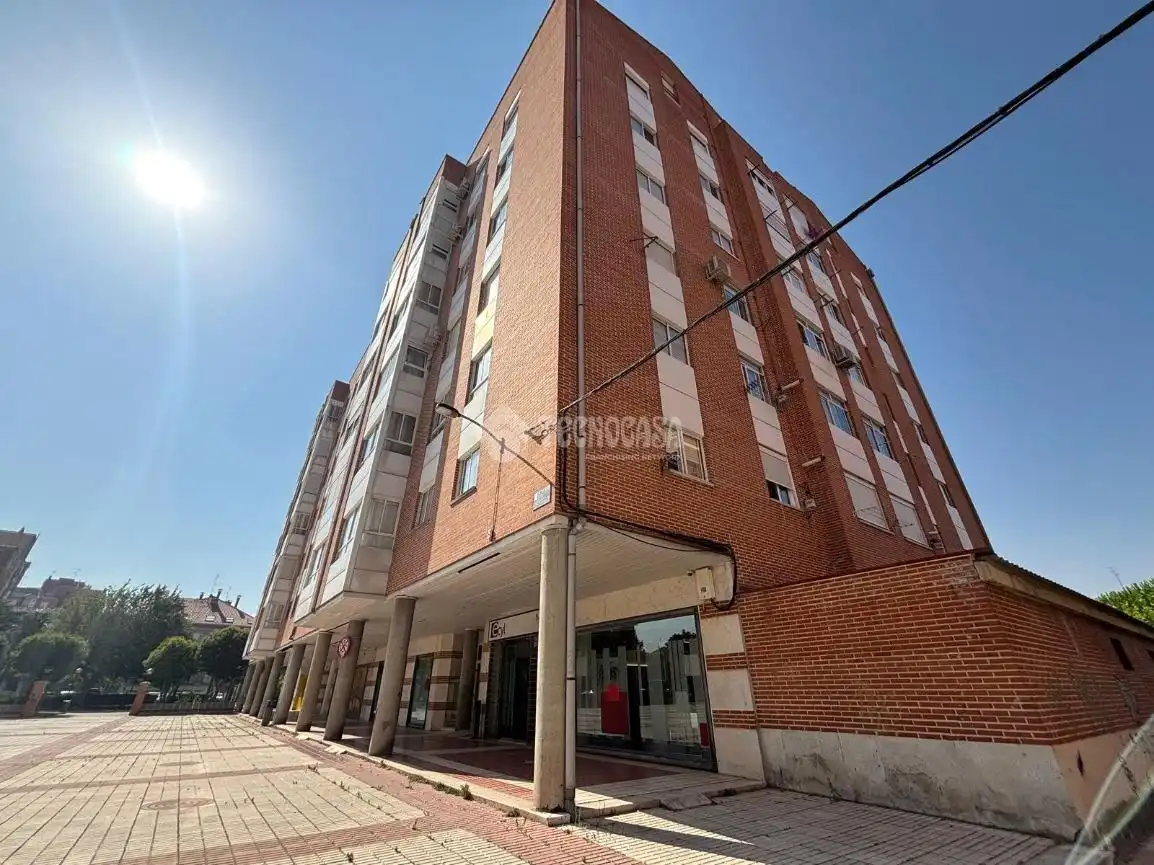 Flat with lift for sale in Medina del Campo