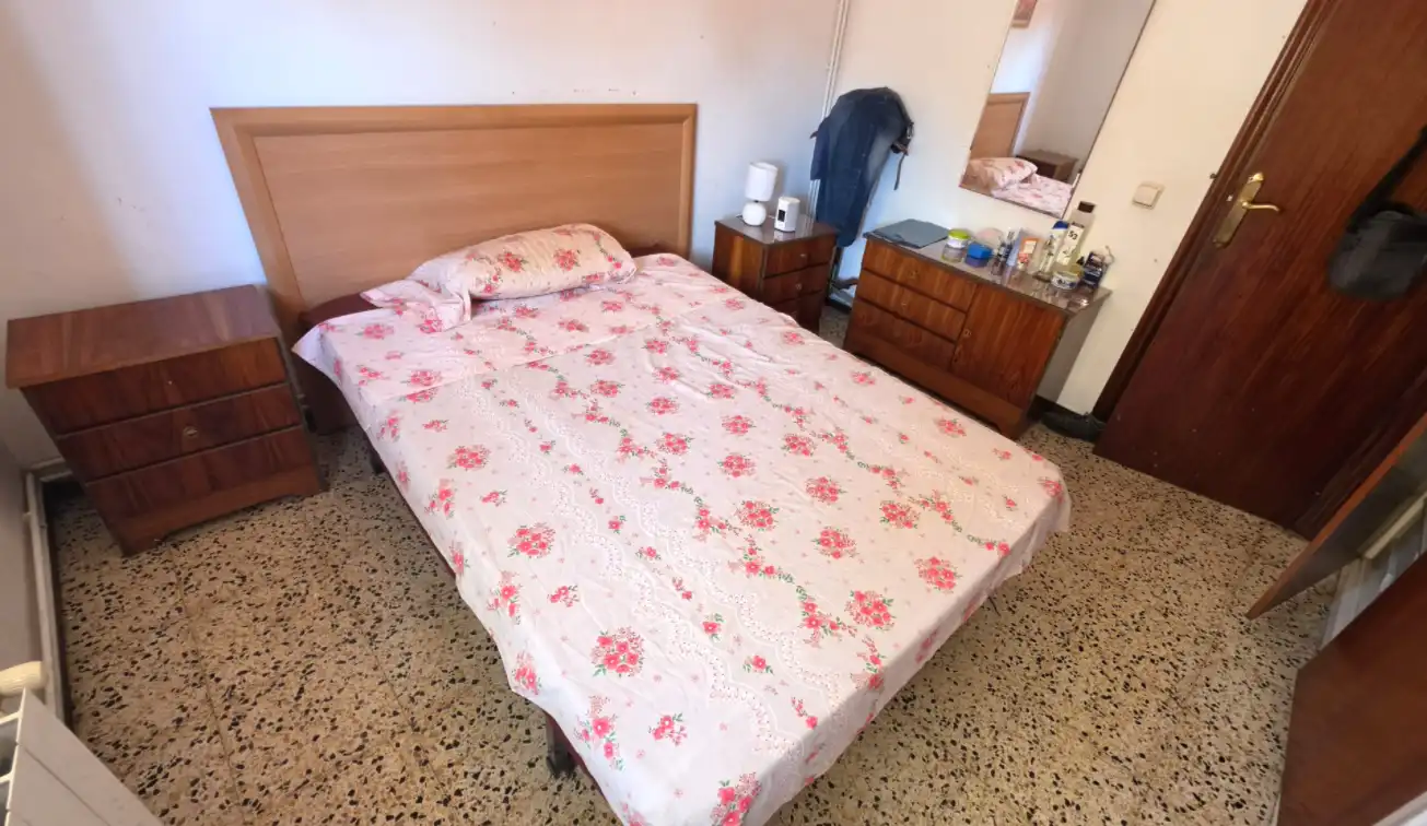 Habitación de Ático en venta en Barcelona con Calefacción y Terraza