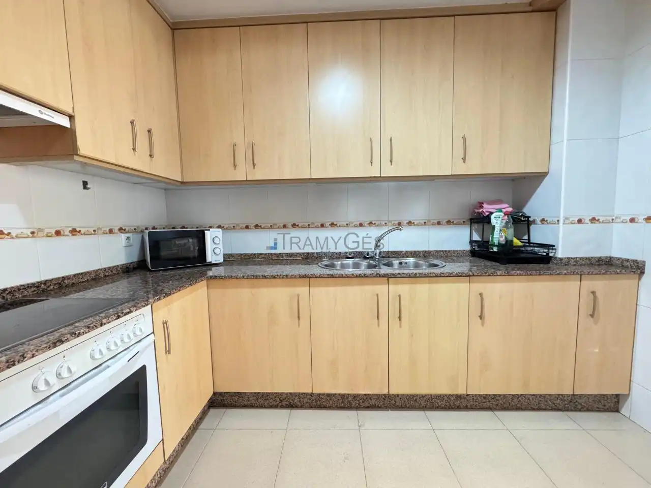 Kitchen of Flat for sale in Vigo   with Heating, Parquet flooring and Storage room
