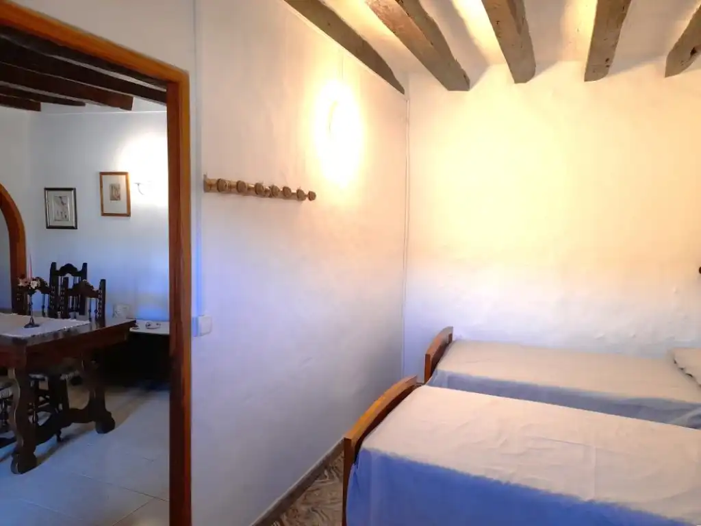 Schlafzimmer von Einfamilien-Reihenhaus zum Verkauf in Pollença