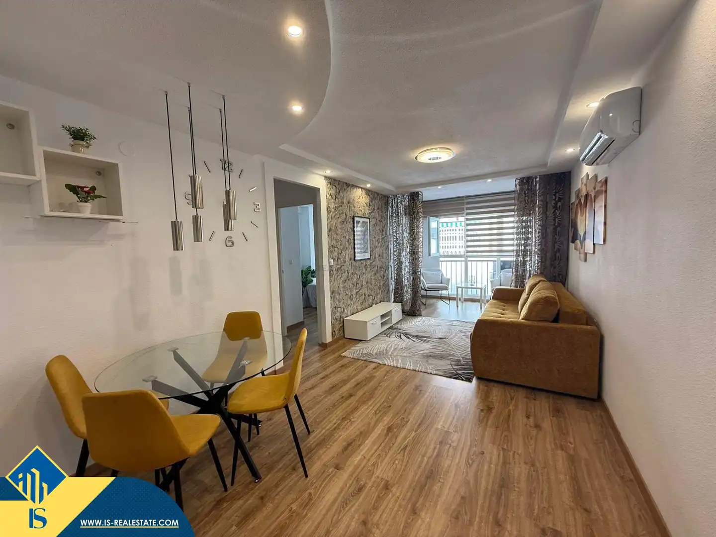 Flat with pool for sale in Playa del Cura