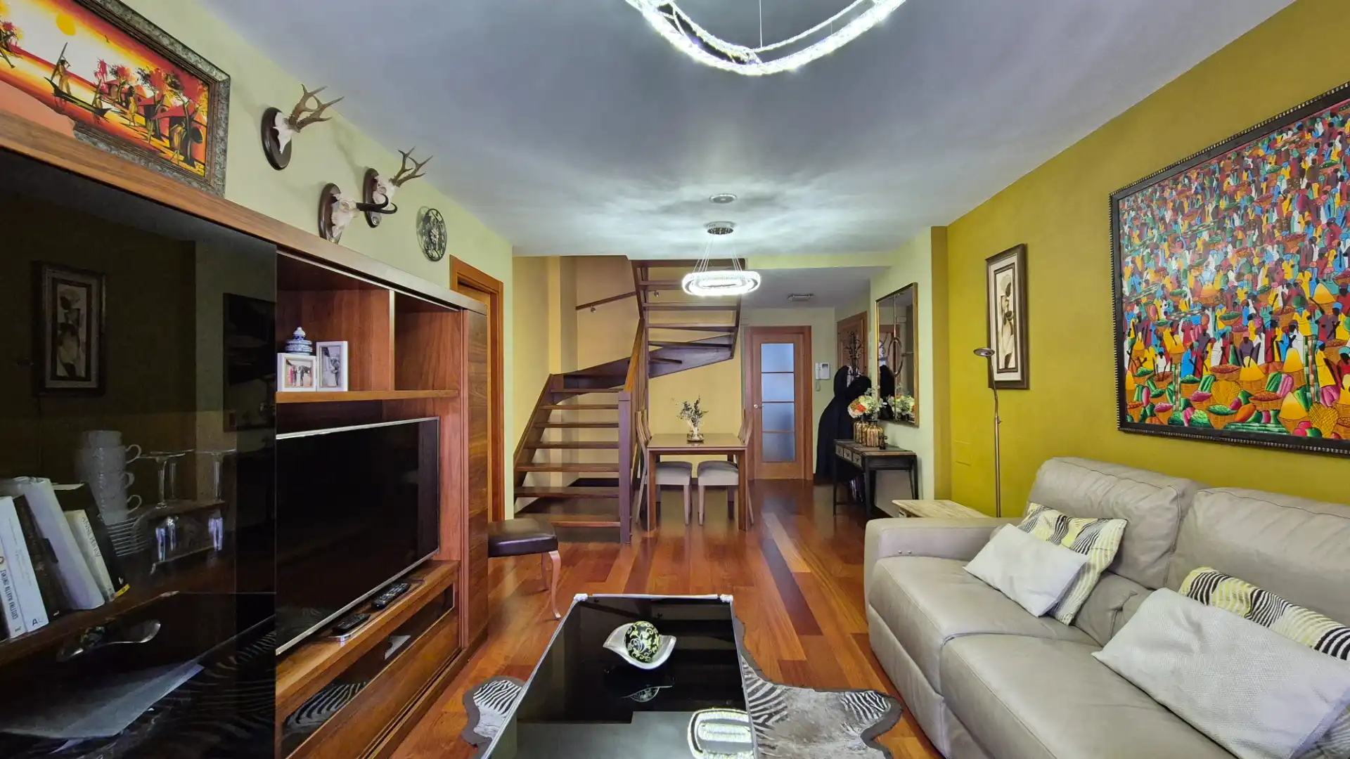 Living room of Duplexes for sale in Palencia  with Heating, Parquet flooring and Storage room