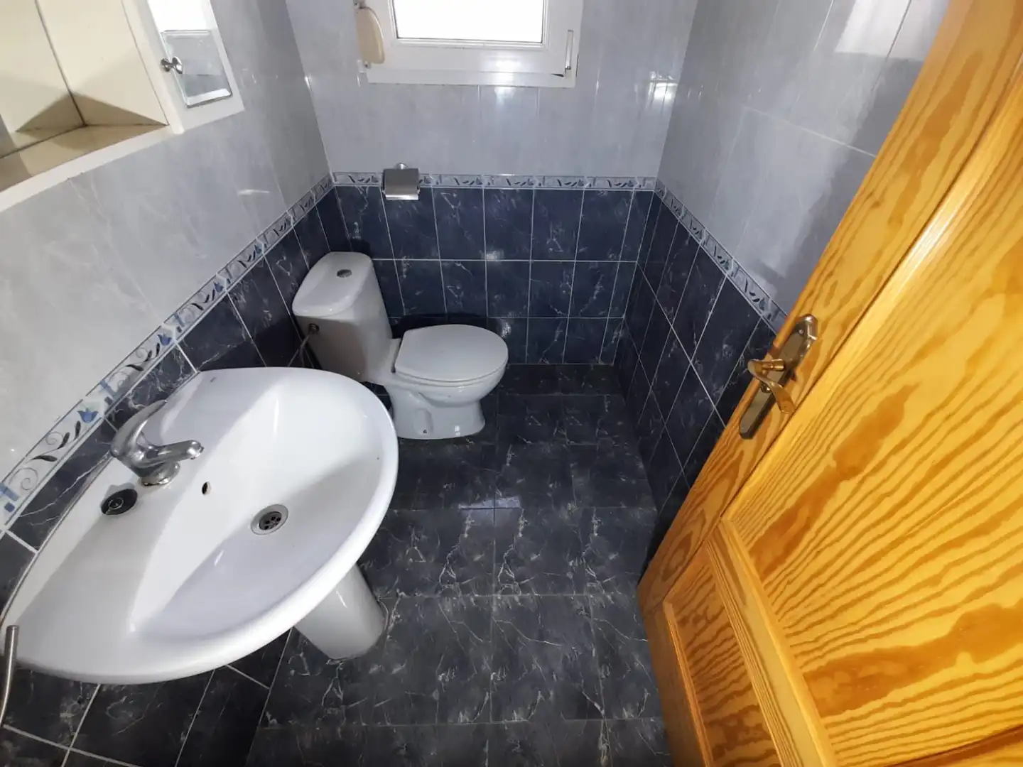 Bathroom of Houses for sale in Padiernos  with Heating