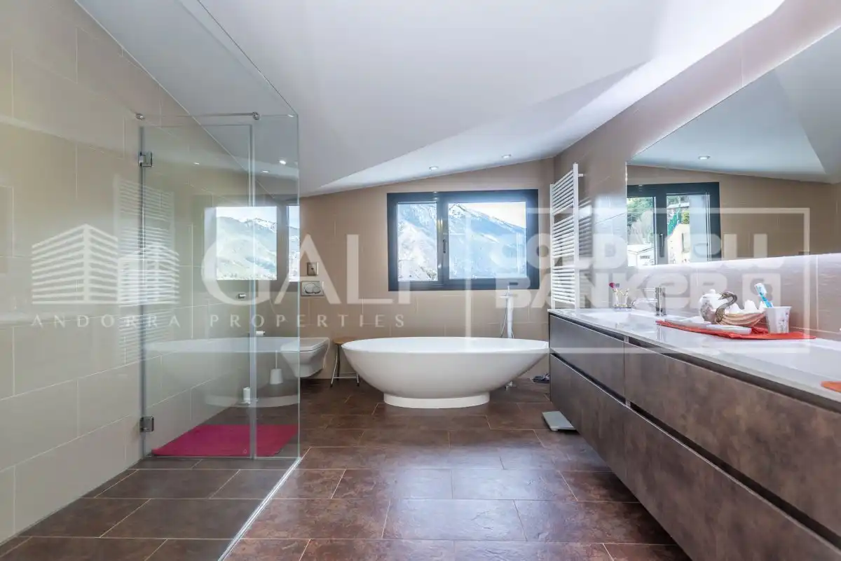 5-bedroom chalet for sale in Anyós, La Massana · 29 of 60