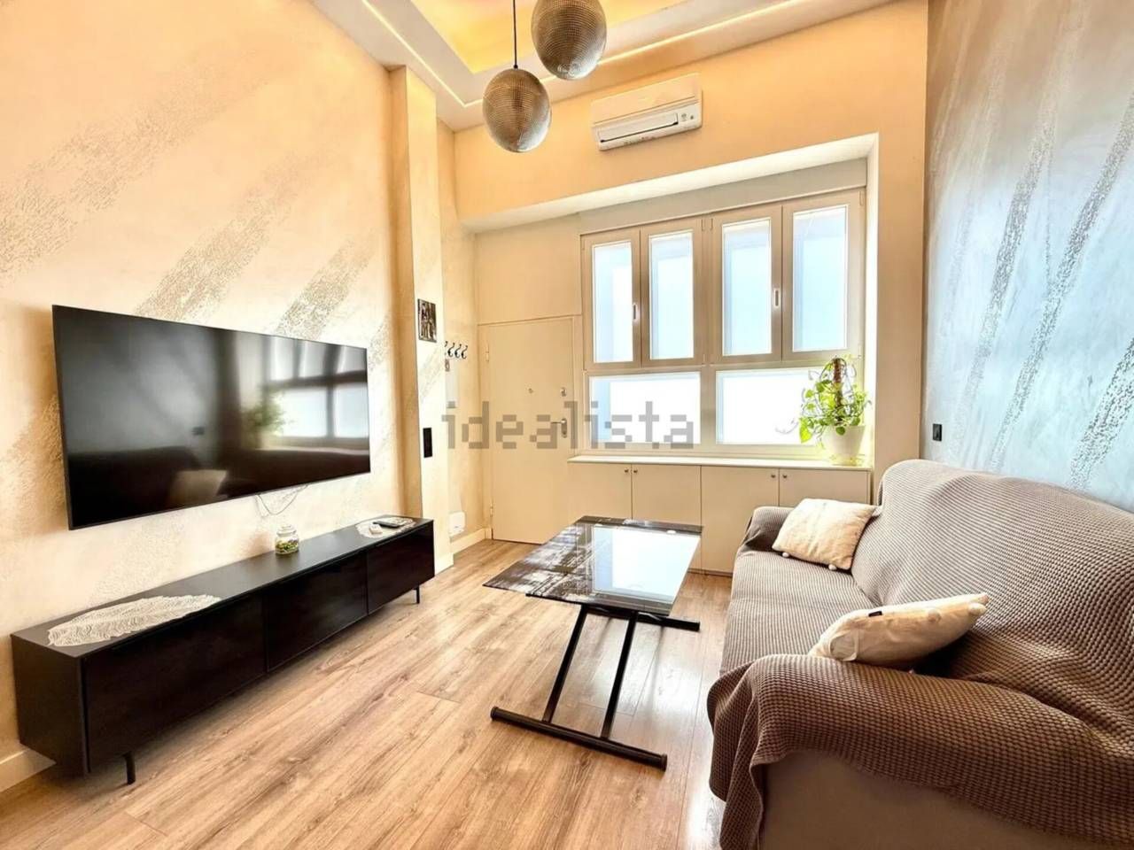 Sala d'estar de Estudi en venda en Terrassa