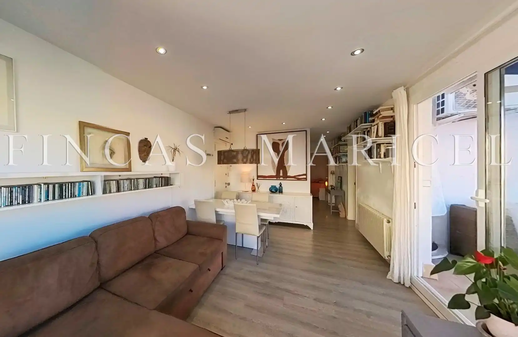 Sala de estar de Ático en venta en Sitges con Aire acondicionado, Calefacción y Terraza