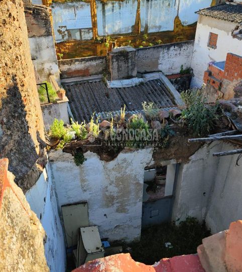 Foto 2 de Casa adosada en venta en Casco Antiguo, Badajoz Capital