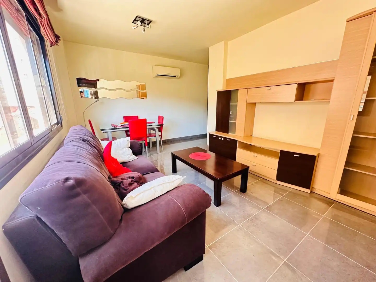 Wohnzimmer von Wohnung zur Miete in Málaga mit Klimaanlage und Balkon