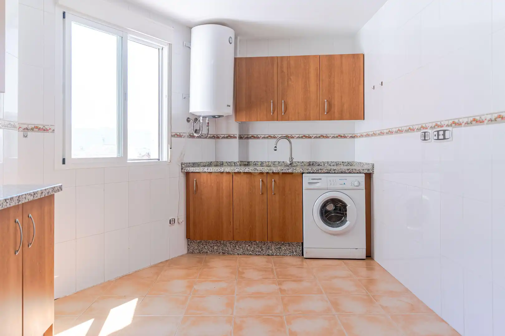 Küche von Wohnungen zum Verkauf in Pulianas mit Balkon