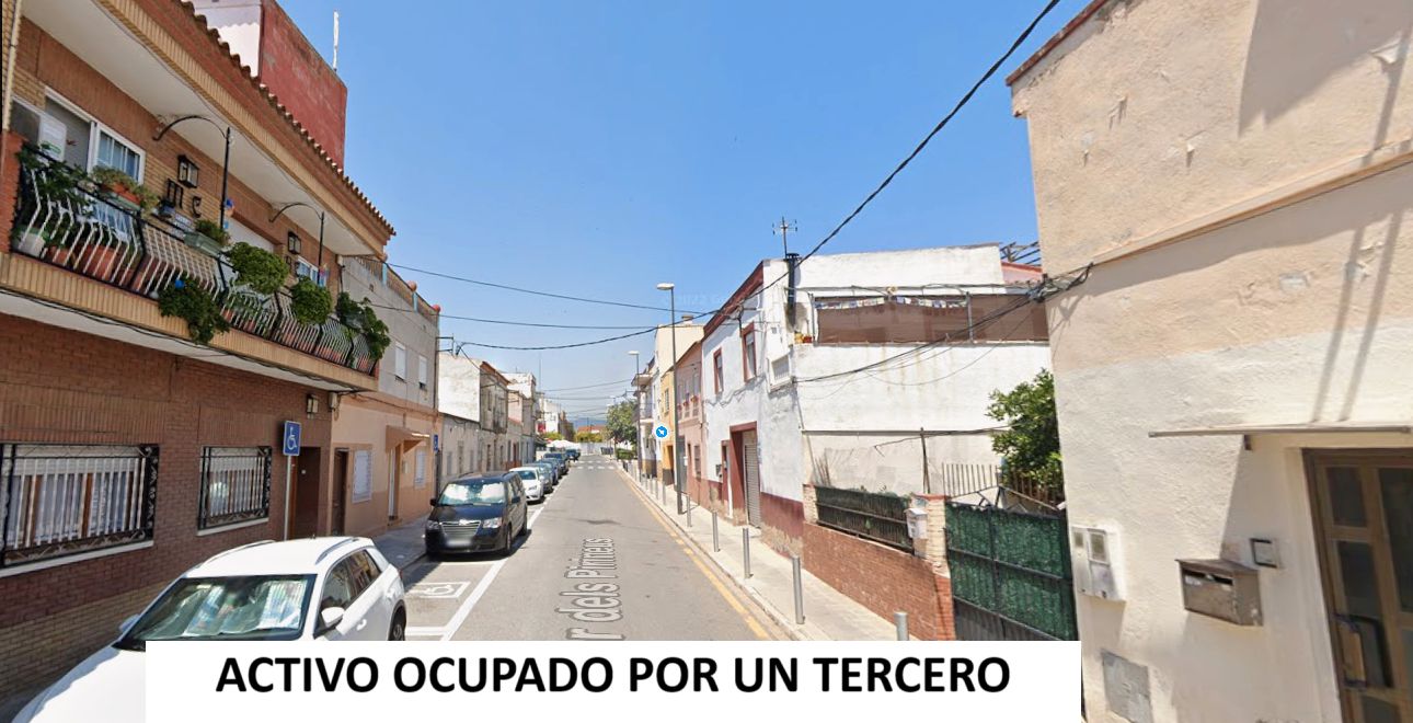 Vista exterior de Pis en venda en Reus