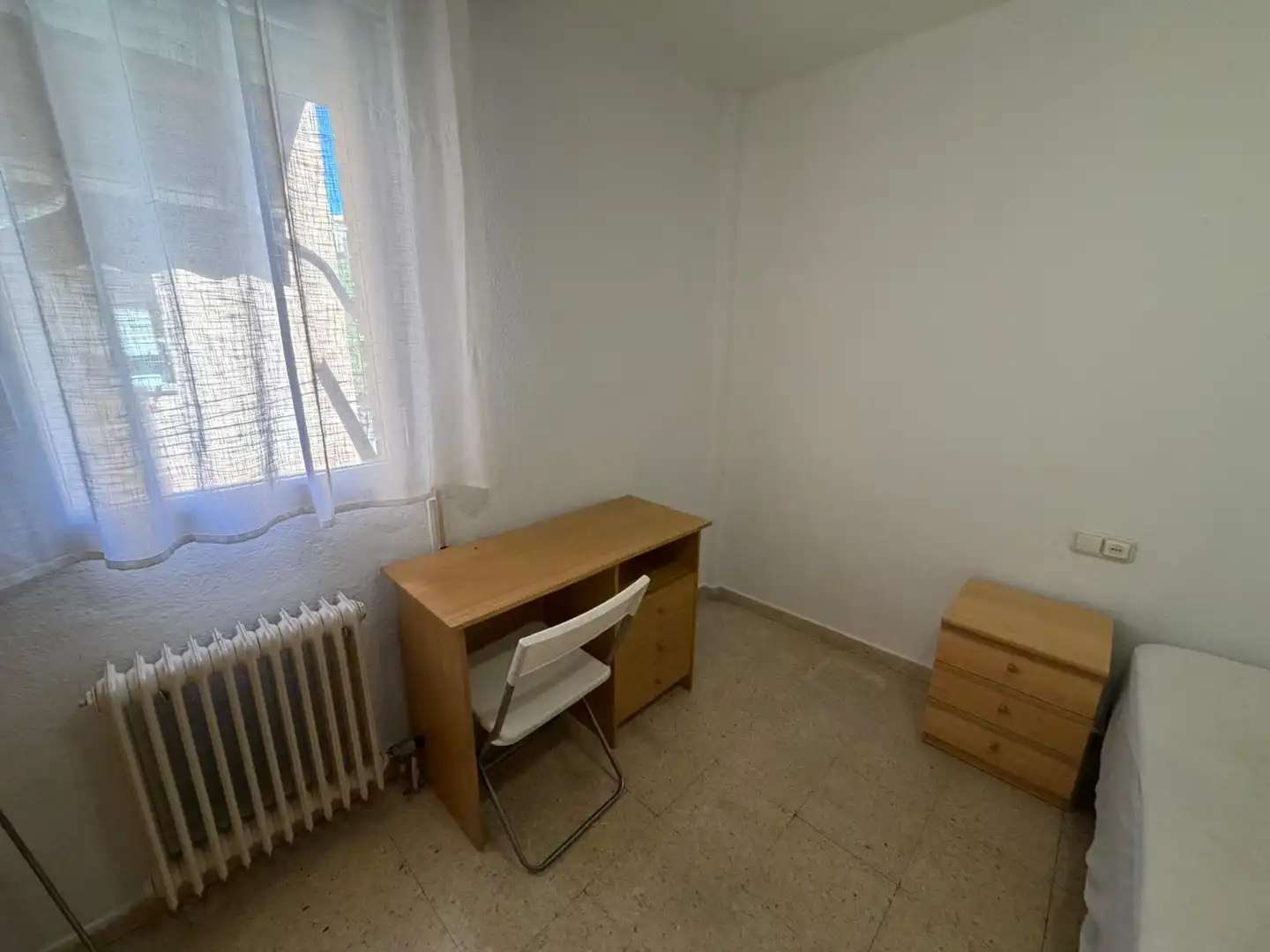 Schlafzimmer von Wohnung zur Miete in Lleida mit Klimaanlage, Heizung und Möbliert