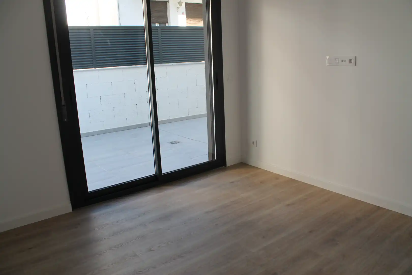 Habitación de Planta baja en venta en Cubelles con Aire acondicionado, Calefacción y Jardín privado