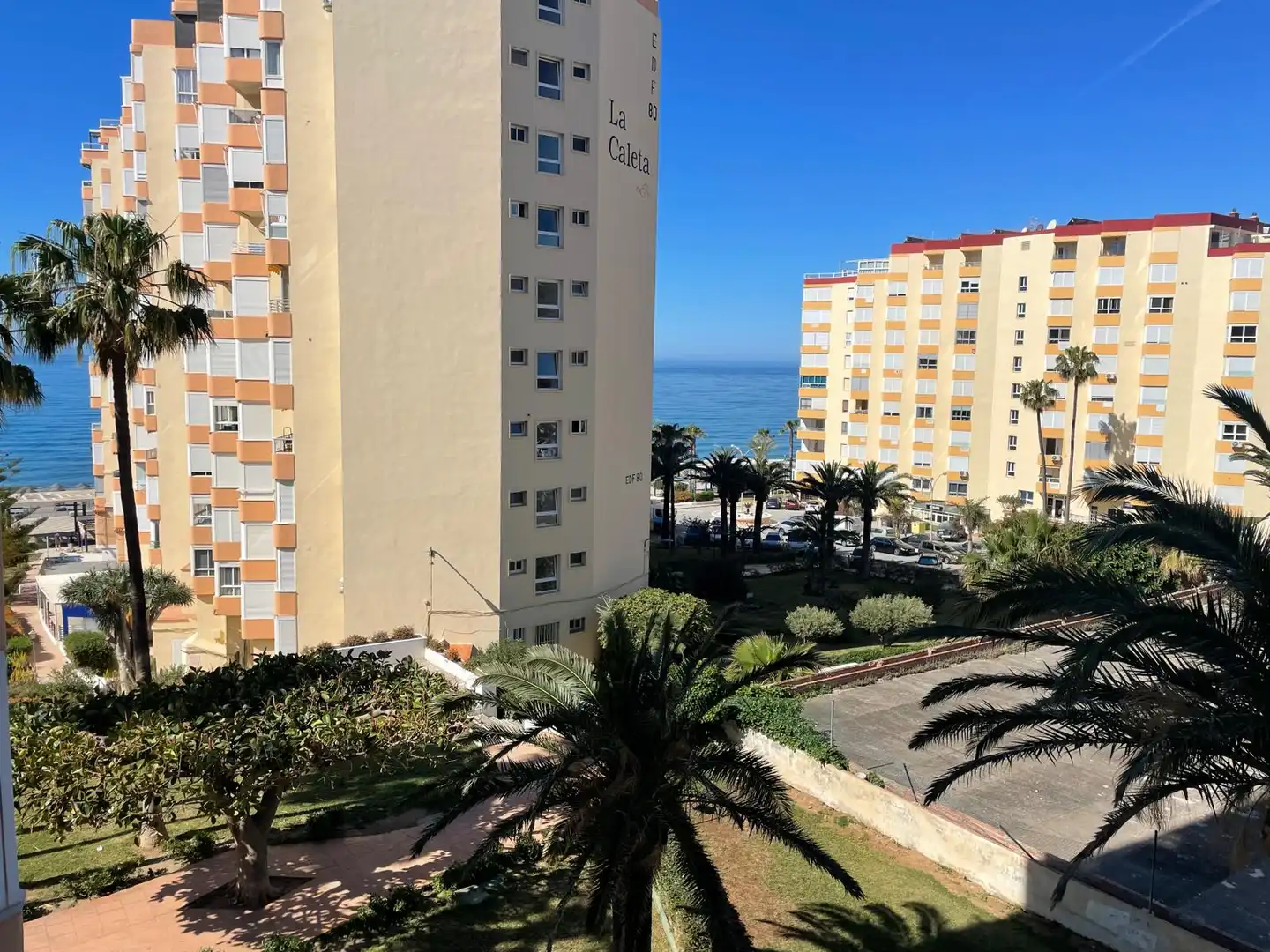 Vista exterior de Apartamento en venta en Torrox con Aire acondicionado, Amueblado y Internet