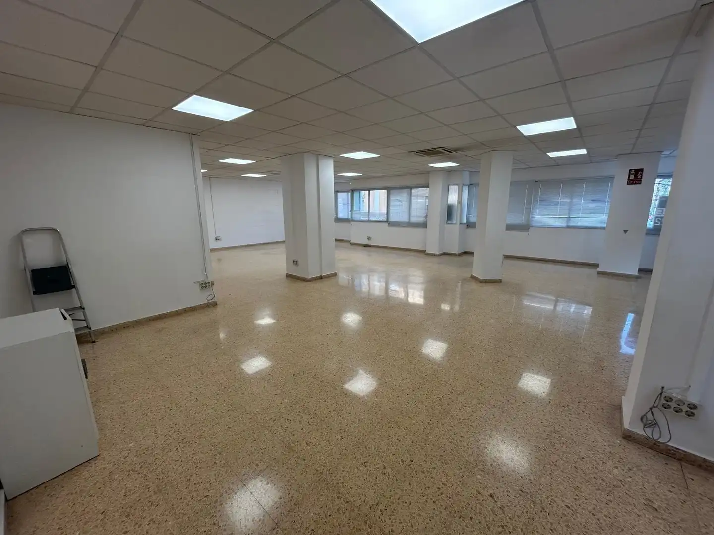 Office for rent in Calle del Marqués de Montortal, Tormos
