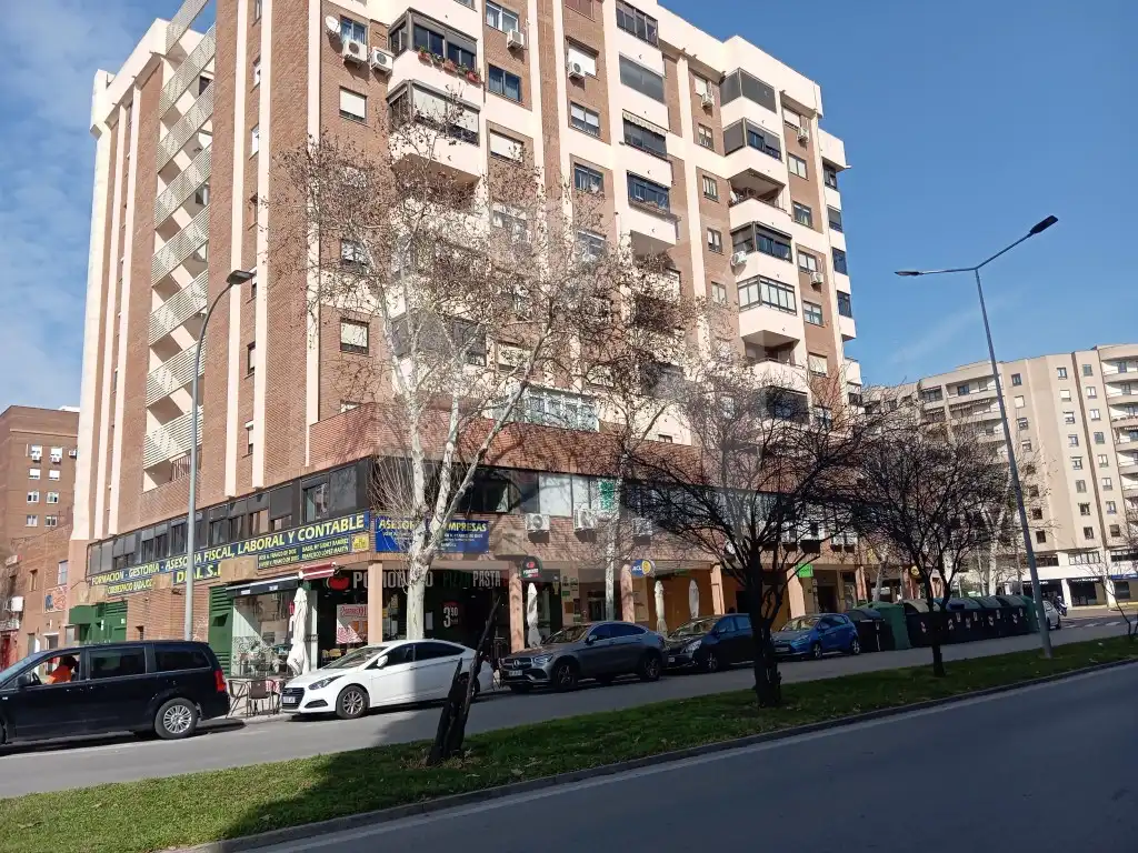 Oficina amb ascensor en venda a Avenida Jose María Alcaraz y Alenda