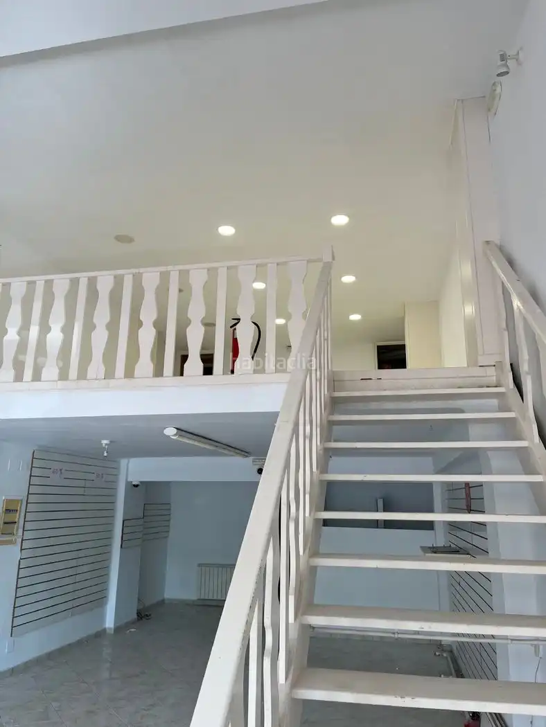 Business premises to rent in Avinguda de la República Catalana 10, imagen 4