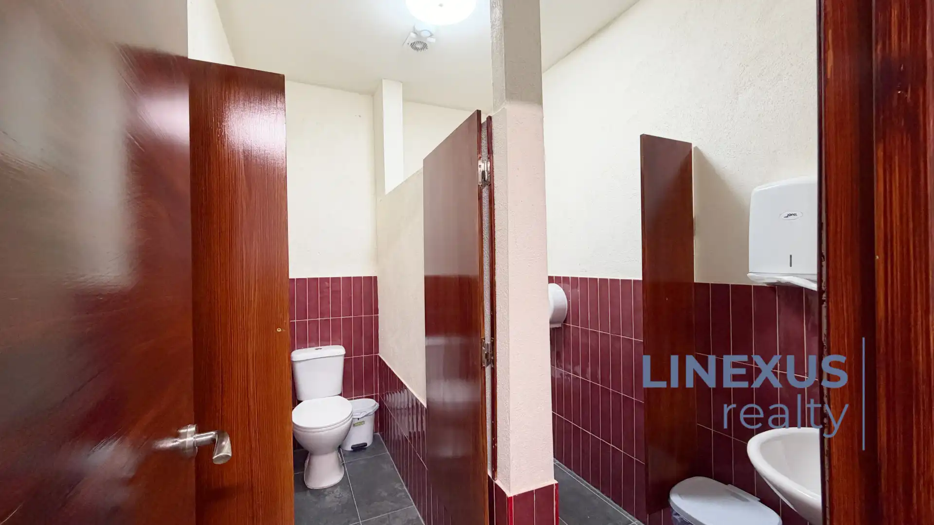 Bathroom of Commercial properties for transfer in Las Palmas de Gran Canaria  with Terrace, Furnished and Internet
