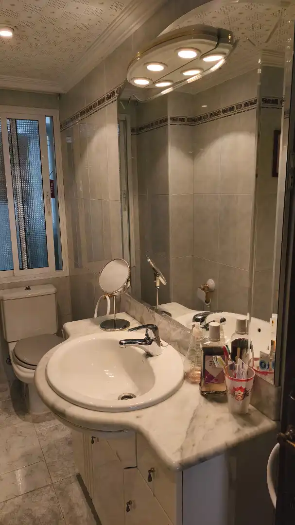 Baño de Piso en venta en Zaragoza con Calefacción, Amueblado y Horno