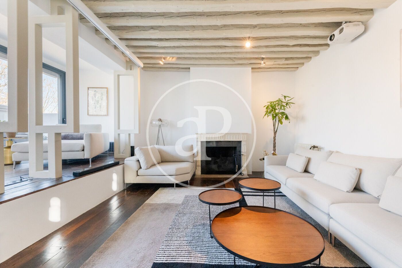 Attic to rent in Palacio