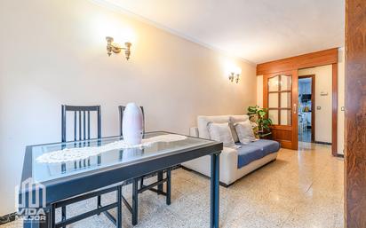 Living room of Flat for sale in Viladecans  with Air Conditioner, Heating and Balcony